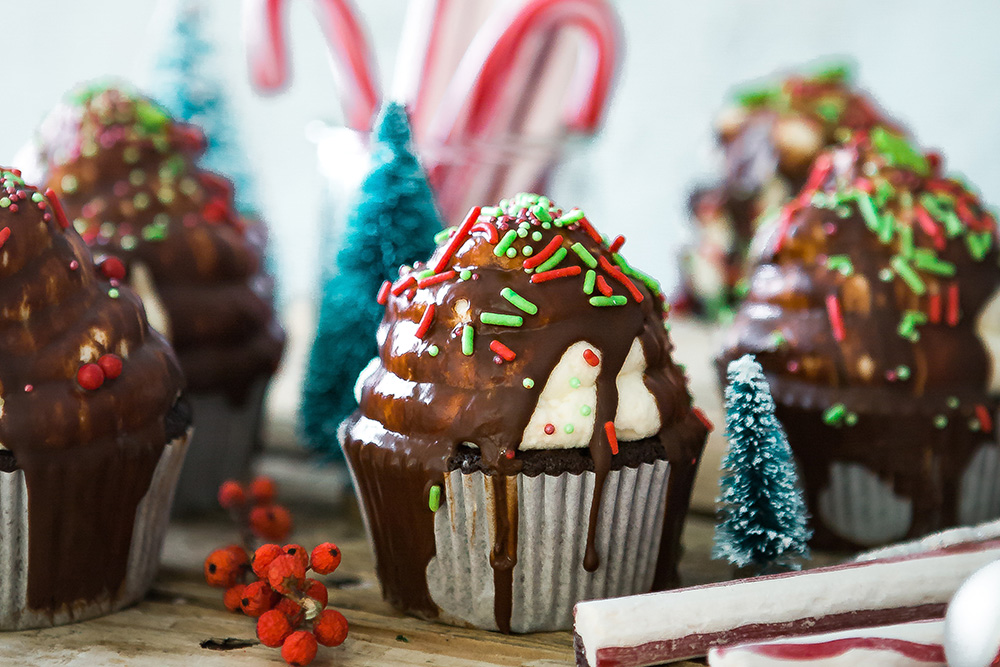 3. Christmas Puddings and Cakes-Keeping Your Pets Safe At Christmas Christmas Puddings and Cakes-Keeping Your Pets Safe At Christmas